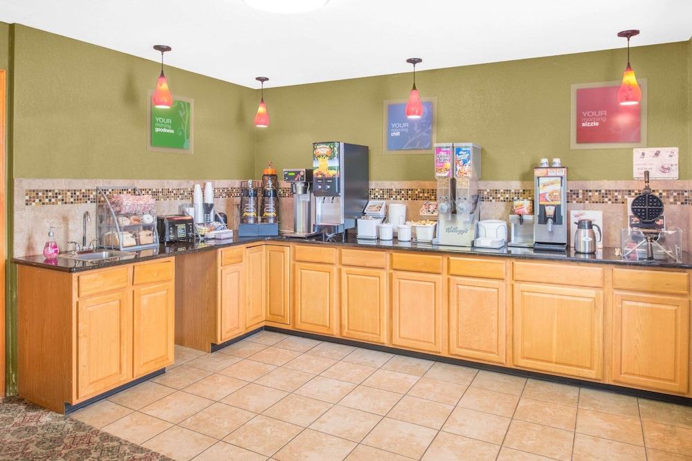 Super 8 By Wyndham Sikeston/Miner Area Hotel Luaran gambar